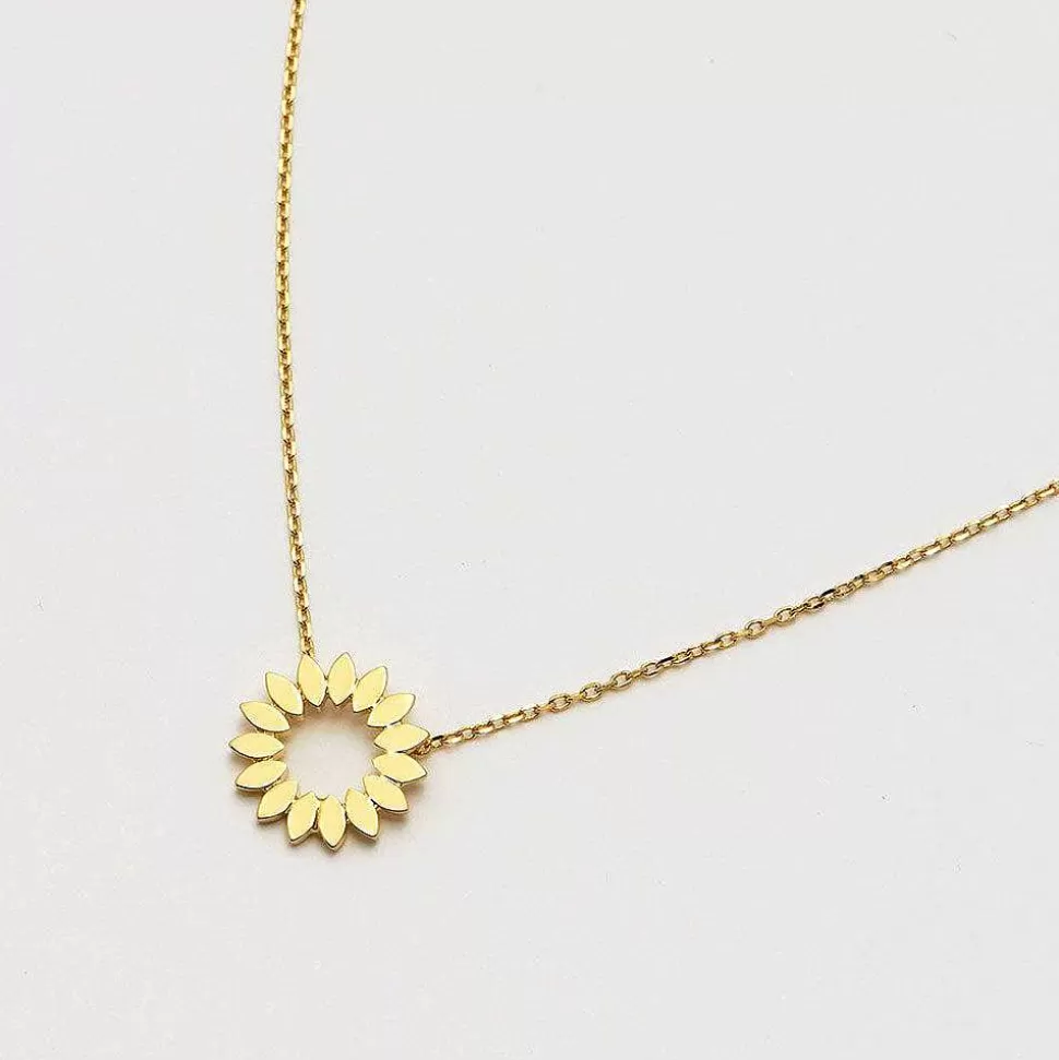 Best Sale Gold Plated Floral Necklace Necklaces